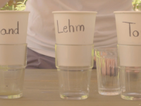 Wie viel Wasser können Sand, Lehm und Ton aufnehmen?