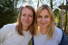 Nicole und Carolin von frieden-fragen.de Nicole und Carolin von frieden-fragen.de